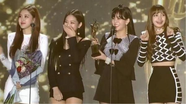 ket-qua-seoul-music-awards-lan-thu-27-bts-xuat-sac-gianh-daesang 2