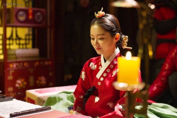 "Empress's Dignity": Phim cổ trang của Jang Nara sắp lên sóng tháng 11 2