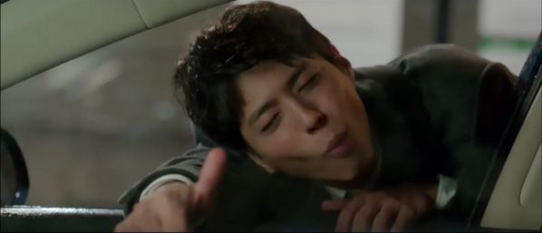"Encounter" tập 2: Park Bo Gum "say xỉn" đút Song Hye Kyo hẳn miếng mực 9