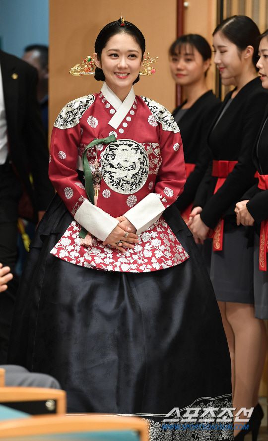 Họp báo ra mắt phim "The Last Empress": Jang Nara đẹp bất chấp 6