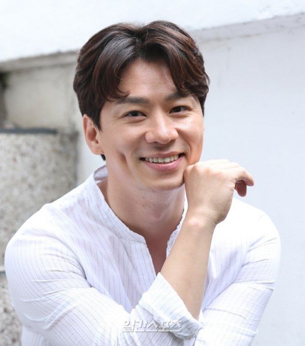 Dàn diễn viên chính của "Legal High - Luật Sư Bất Bại" bản Hàn 2019 8