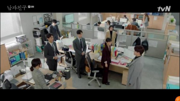 "Encounter" tập 6: Song Hye Kyo công khai yêu Bo Gum trước báo chí 9