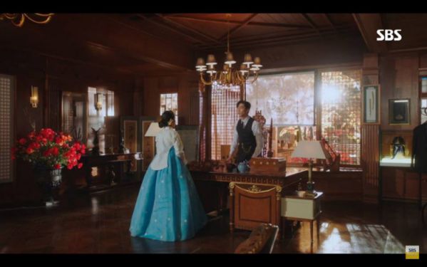 "Hoàng Hậu Cuối Cùng" tập 11,12: Jang Na Ra đau lòng, Jin Hyuk suýt chết 3