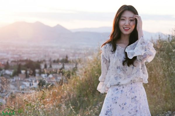 Tại sao "Memories of the Alhambra" sẽ là hit mới của tvN tháng 12? 15