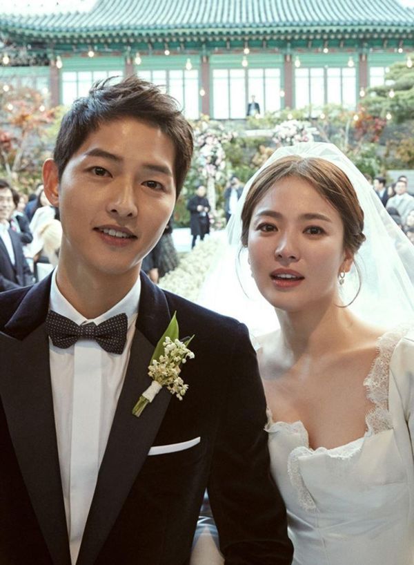 Sau khi đệ đơn ly hôn, Song Joong Ki và Song Hye Kyo còn tiếp tục đóng phim? 1