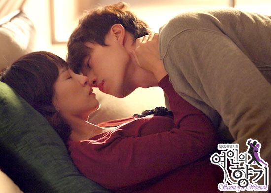 Top phim tình cảm Hàn Quốc hay có cảnh hôn " nồng cháy " nhất 14