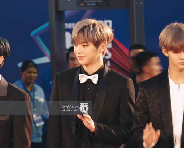 mama-2017-loat-anh-dep-cua-kang-daniel-va-dan-my-nam-xu-han 6