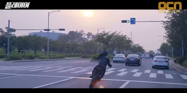 Drama "Player" tung teaser Krystal lái mô tô siêu ngầu hết chỗ nói 2