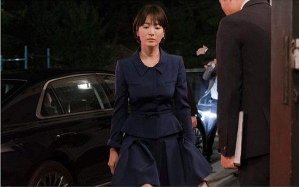 Hé lộ những hình ảnh đầu tiên của Song Hye Kyo trong "Boyfriend”3