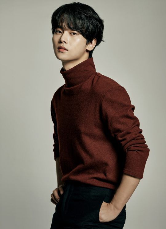 N (VIXX) sẽ tham gia phim "Red Moon, Blue Sea" cùng Lee Yi Kyung 5