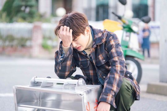 "Bok Soo is Back" tung loạt ảnh đẹp đầu tiên của Yoo Seung Ho 6