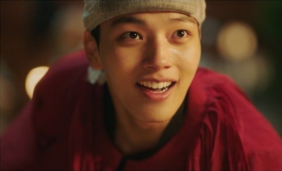 "The Man Who Became King": Yeo Jin Goo, Lee Se Young đóng chính 2