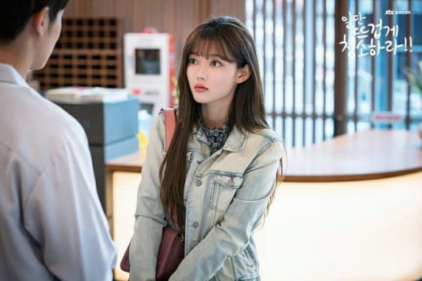 "Cô Tiên Dọn Dẹp" tung ảnh hậu trường đáng yêu của Kim Yoo Jung, Yoon Kyun Sang 31