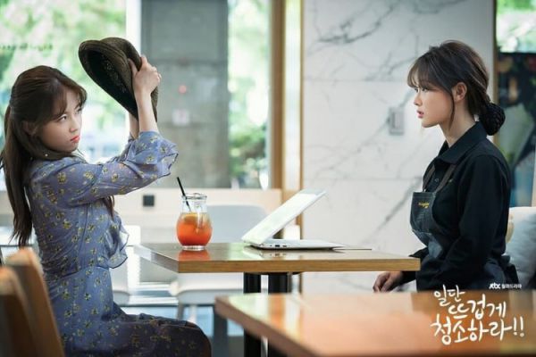 "Cô Tiên Dọn Dẹp" tung ảnh hậu trường đáng yêu của Kim Yoo Jung, Yoon Kyun Sang 38