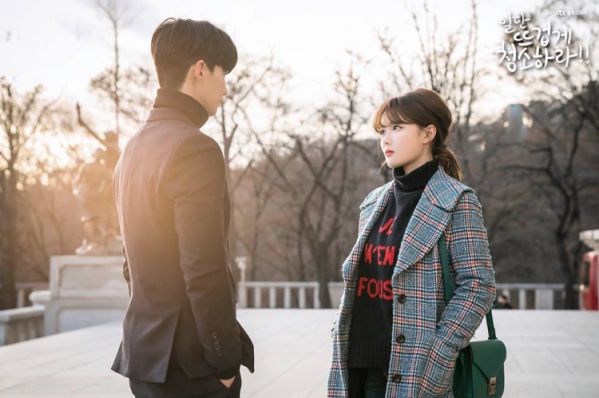 "Cô Tiên Dọn Dẹp" tập 7: Sun Kyun thấy Gil Oh Sol và Choi Kun vui vẻ với nhau 7