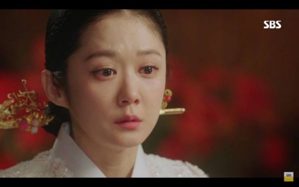"Hoàng Hậu Cuối Cùng" tập 11,12: Jang Na Ra đau lòng, Jin Hyuk suýt chết 2