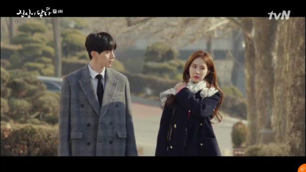 "Touch Your Heart" tập 4: Yoo In Na ghen và nảy sinh tình cảm với Lee Dong Wook 12