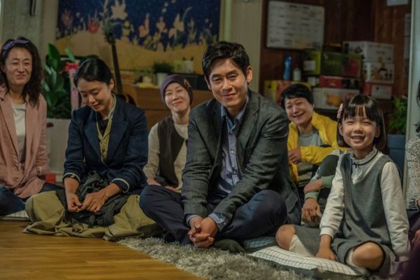 Top 11 bộ phim lẻ Hàn Quốc hay nhất và gây sốt nhất năm 2019 8