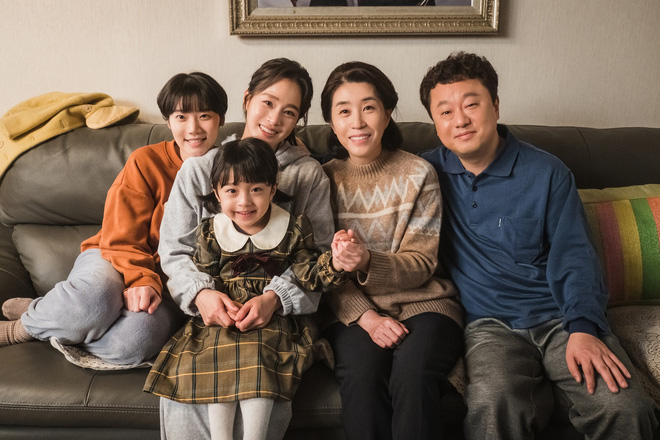 Dàn diễn viên cực phẩm trong phim mới "Hi Bye Mama!" của Kim Tae Hee 2