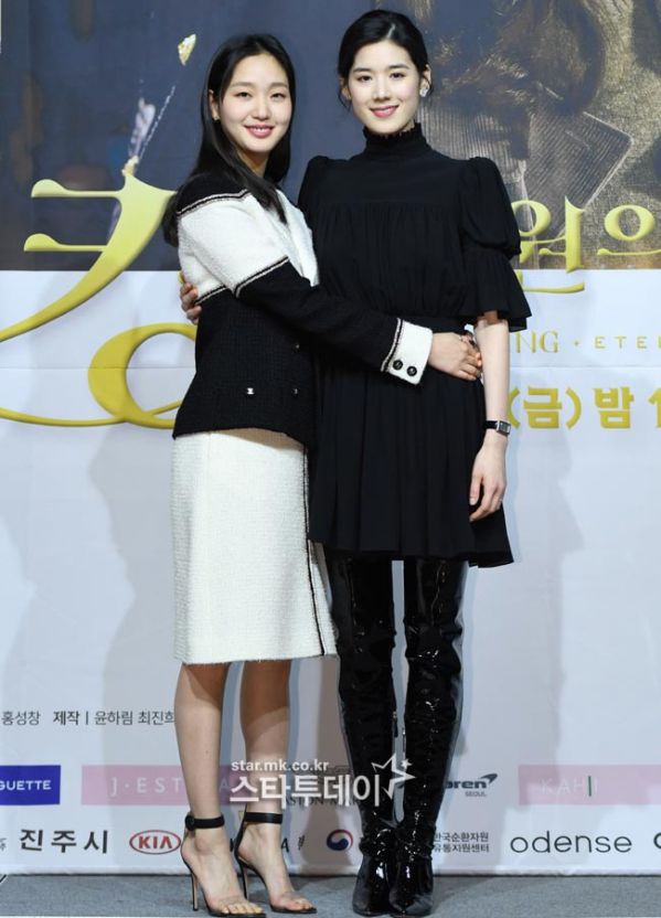 Họp báo ra mắt phim "Quân Vương Bất Diệt" Lee Min Ho đẹp xuất sắc!15