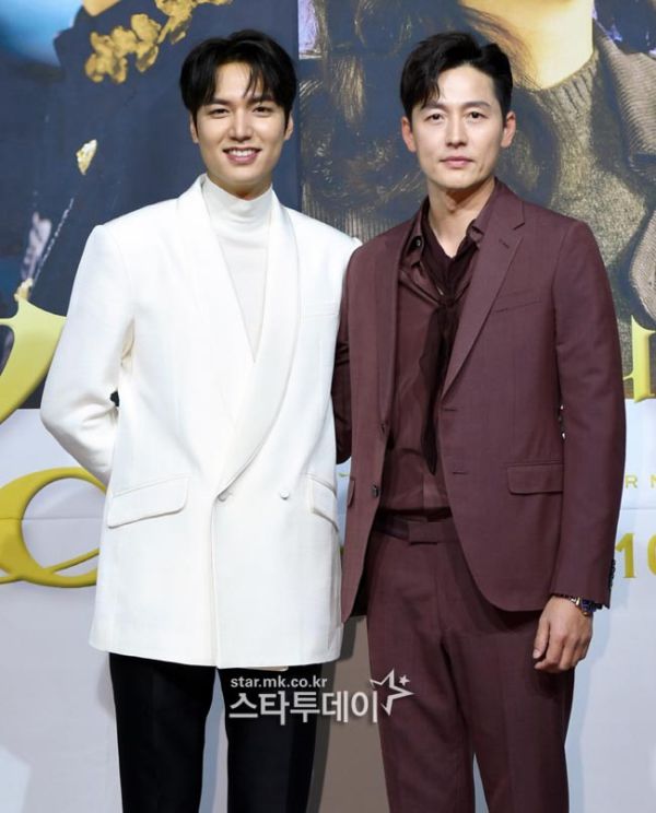 Họp báo ra mắt phim "Quân Vương Bất Diệt" Lee Min Ho đẹp xuất sắc!19