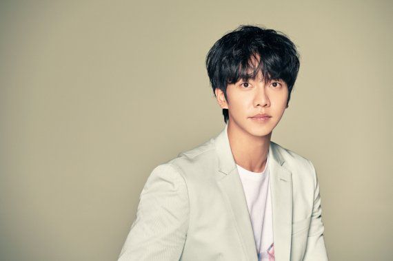 Lee Seung Gi trở lại với bom tấn hành động "Mouse" của tvN 2021 5
