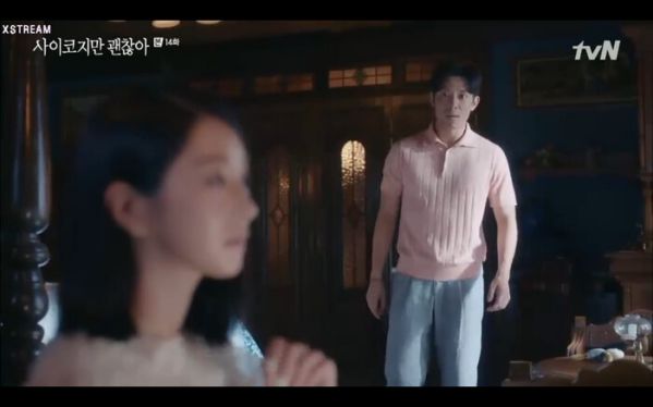 "Điên Thì Có Sao" tập 14: Moon Young quay lại cứu 2 anh em Kang Tae 14