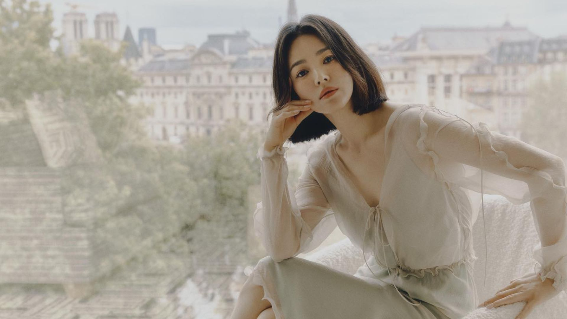 Song Hye Kyo tái xuất màn ảnh rộng với tác phẩm The Black Nuns