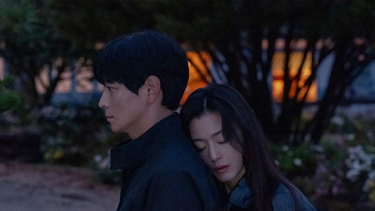 "Tempest" Bom tấn quy tụ dàn sao khủng, vươn lên vị trí Top 2 toàn cầu 3