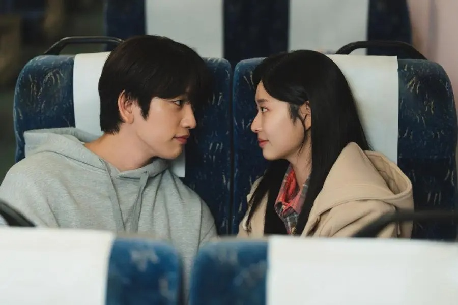 Still Shining phim ngôn tình Hàn vừa ra mắt đã leo lên top 1 BXH 2 Still Shining phim ngôn tình Hàn vừa ra mắt đã leo lên top 1 BXH 2